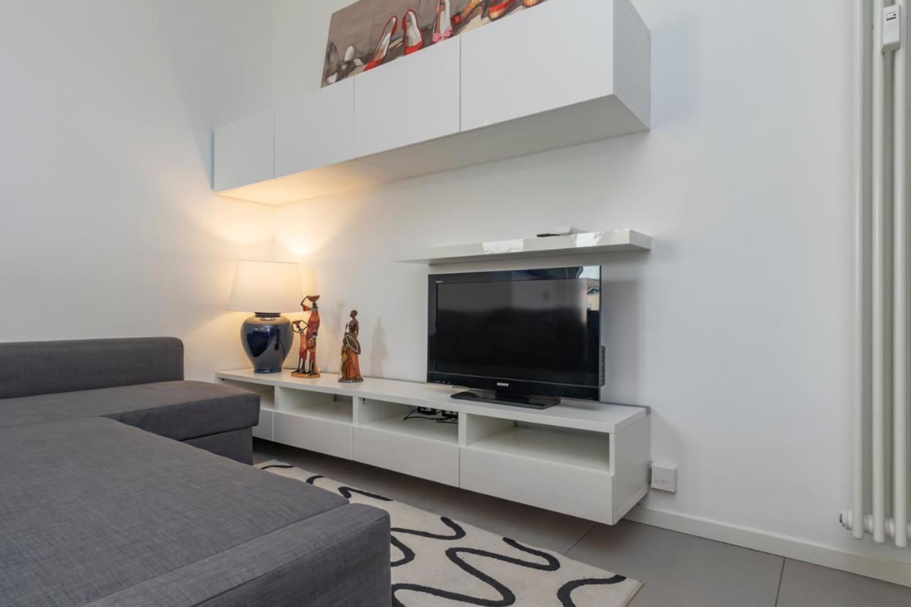 Appartement Cosy 1 Bed Flat With Terrace à Milan Extérieur photo