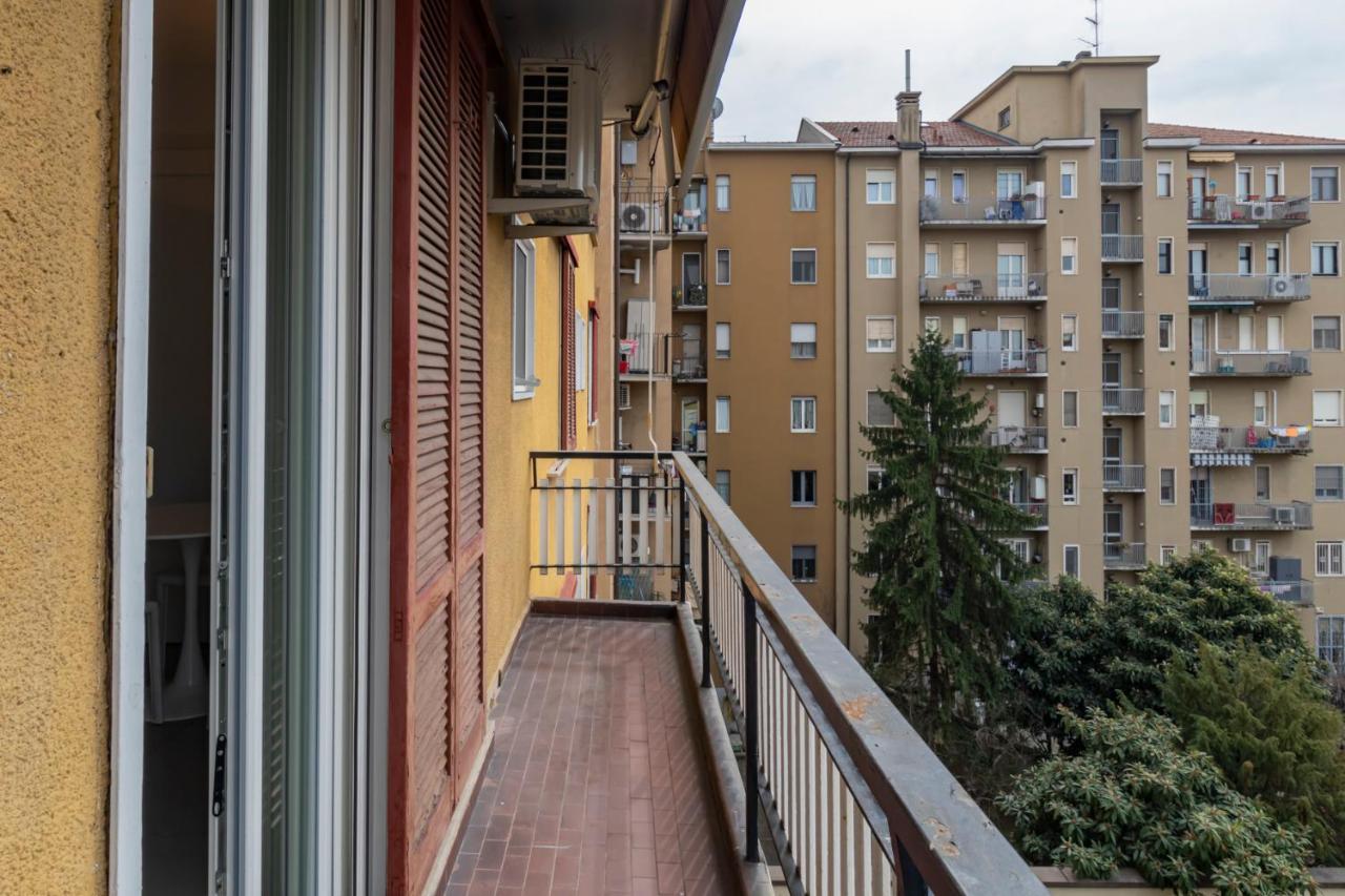Appartement Cosy 1 Bed Flat With Terrace à Milan Extérieur photo