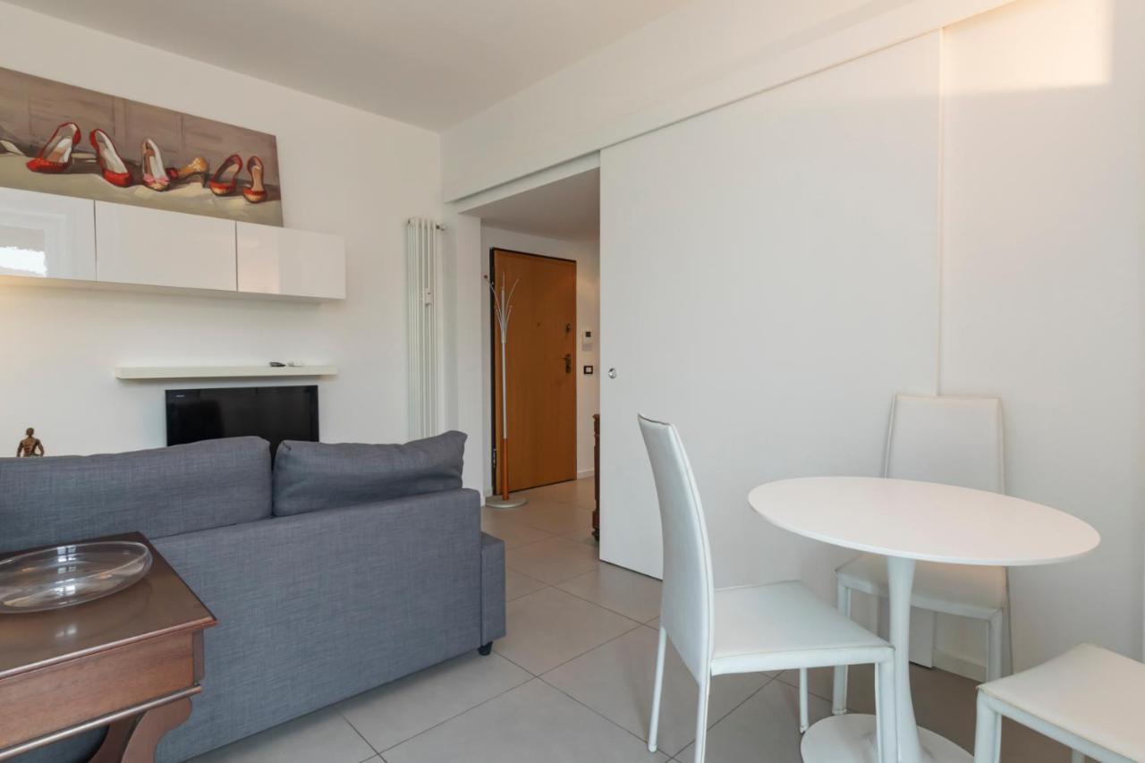 Appartement Cosy 1 Bed Flat With Terrace à Milan Extérieur photo